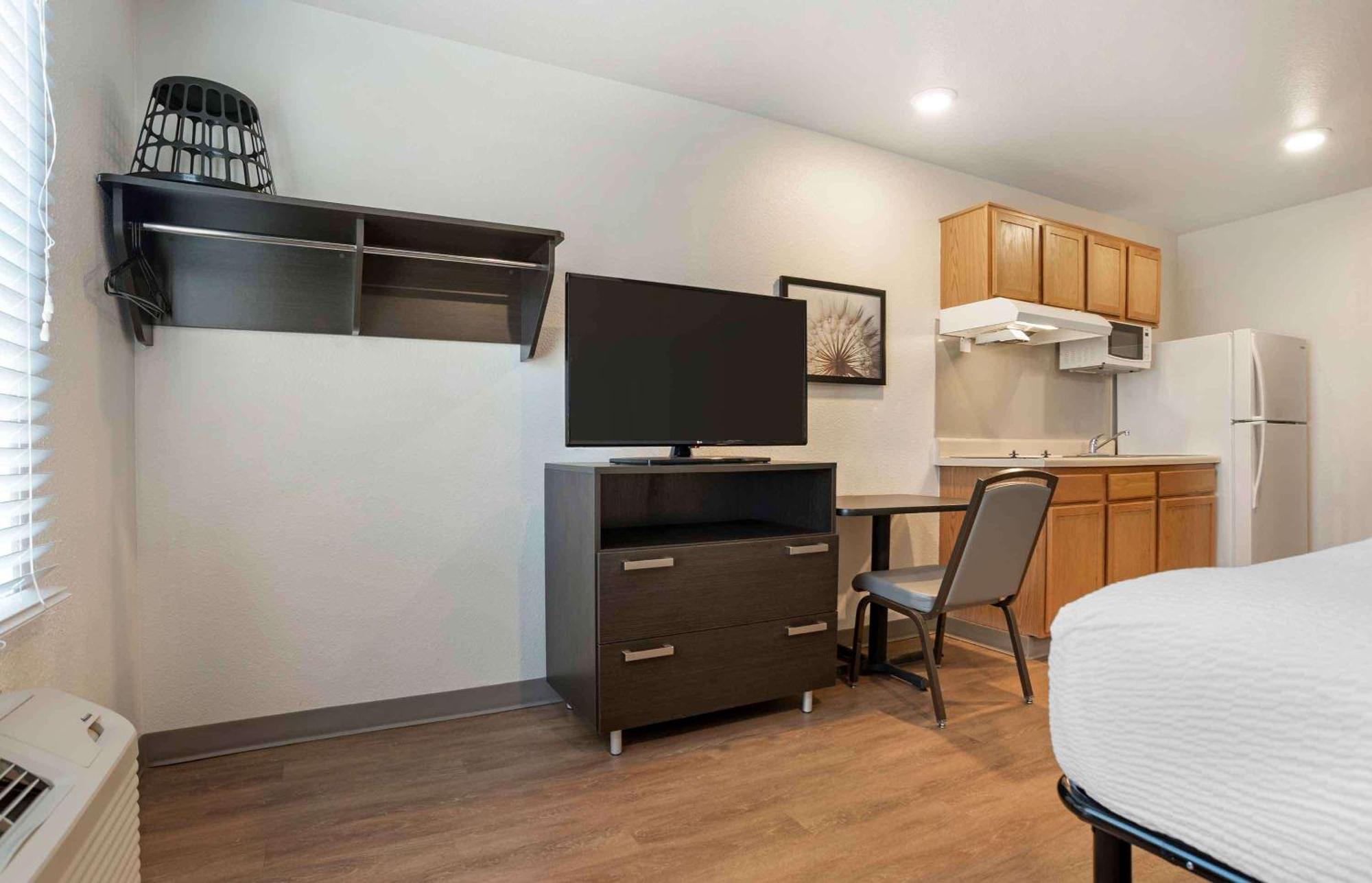 Extended Stay America Select Suites - Panama City - Callaway Exterior foto